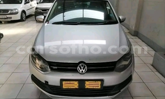 Acheter Occasion Voiture Volkswagen Polo Gris à Maseru, Maseru Acheter Occasion Voiture Volkswagen Polo Gris à Maseru, Maseru