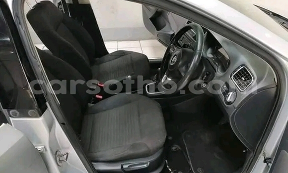 Acheter Occasion Voiture Volkswagen Polo Gris à Maseru, Maseru Acheter Occasion Voiture Volkswagen Polo Gris à Maseru, Maseru