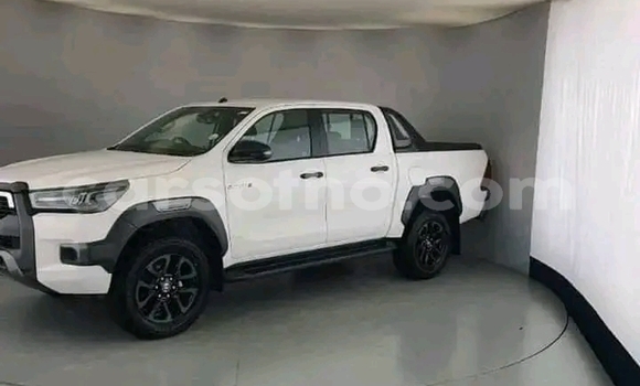 اشتري مستعمل Toyota Hilux White سيارة في Maseru في Maseru اشتري مستعمل Toyota Hilux White سيارة في Maseru في Maseru