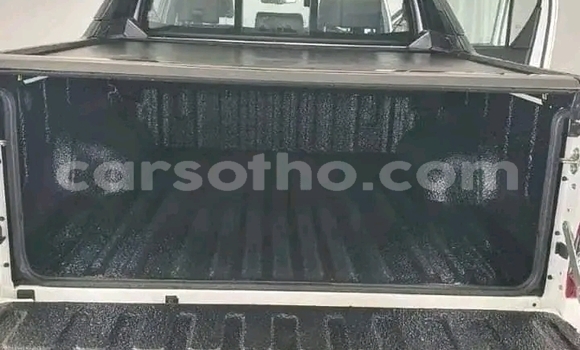 اشتري مستعمل Toyota Hilux White سيارة في Maseru في Maseru اشتري مستعمل Toyota Hilux White سيارة في Maseru في Maseru