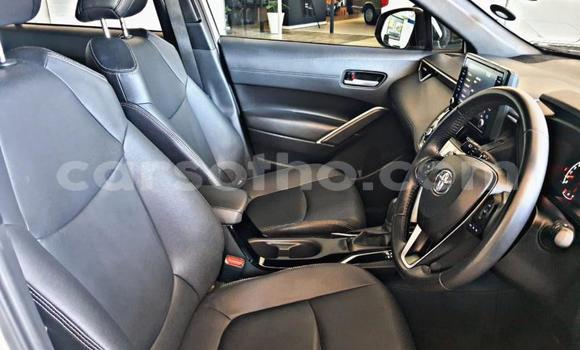 Sayi Na hannu Toyota Corolla Cross White Mota in Maseru a Maseru Sayi Na hannu Toyota Corolla Cross White Mota in Maseru a Maseru