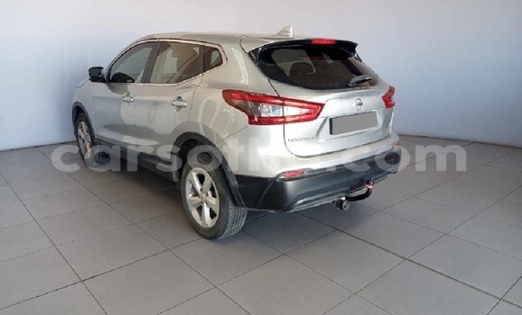 Buy Used Nissan Qashqai Silver Car in Maseru in Maseru Buy Used Nissan Qashqai Silver Car in Maseru in Maseru