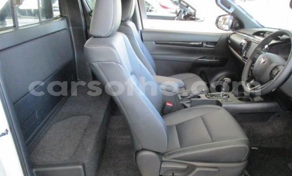 Acheter Occasion Voiture Toyota Hilux Blanc à Maseru, Maseru Acheter Occasion Voiture Toyota Hilux Blanc à Maseru, Maseru