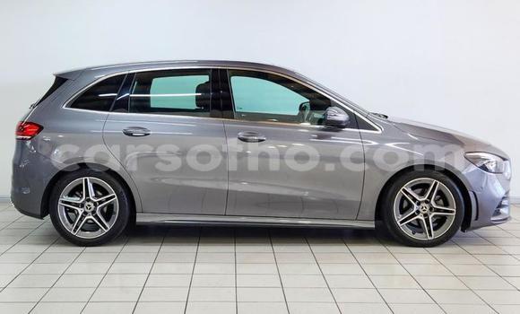 Acheter Occasion Voiture Mercedes-Benz B-klasse Gris à Maseru, Maseru Acheter Occasion Voiture Mercedes-Benz B-klasse Gris à Maseru, Maseru