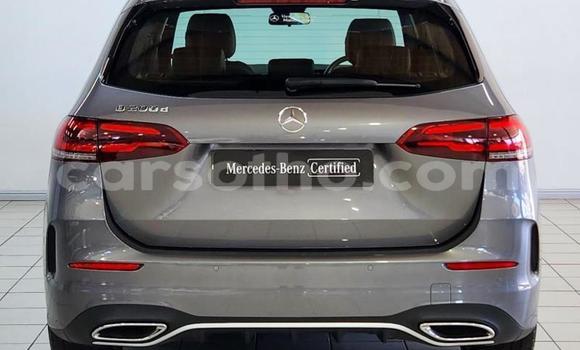 Acheter Occasion Voiture Mercedes-Benz B-klasse Gris à Maseru, Maseru Acheter Occasion Voiture Mercedes-Benz B-klasse Gris à Maseru, Maseru