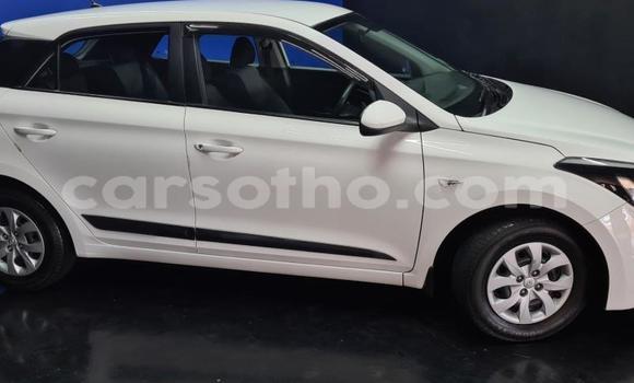 Buy Used Hyundai i20 White Car in Maseru in Maseru Buy Used Hyundai i20 White Car in Maseru in Maseru