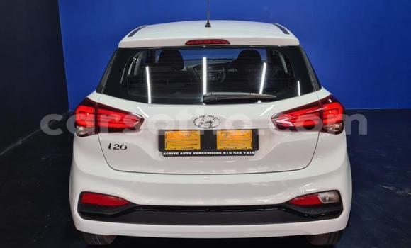 Buy Used Hyundai i20 White Car in Maseru in Maseru Buy Used Hyundai i20 White Car in Maseru in Maseru