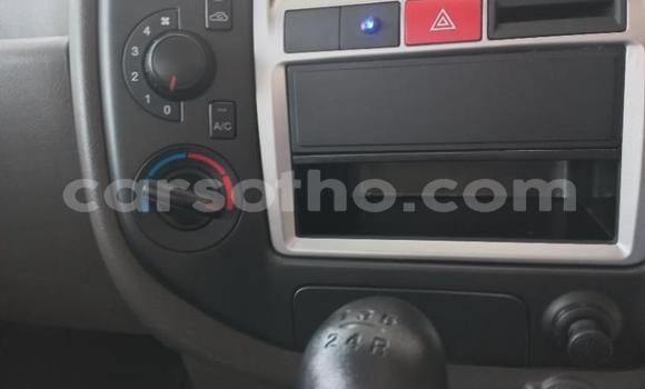 Sayi Na hannu Hyundai H1 White Mota in Maseru a Maseru Sayi Na hannu Hyundai H1 White Mota in Maseru a Maseru