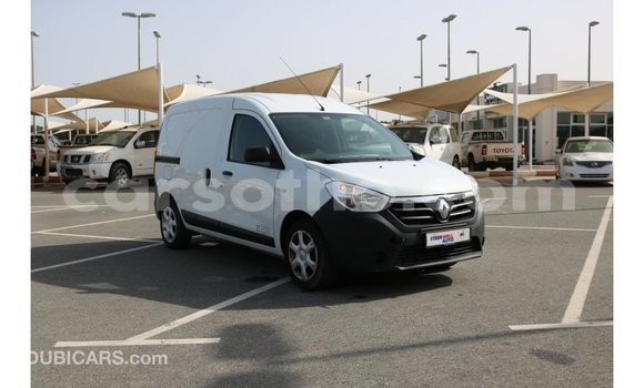 Sayi Imported Renault Dokker White Mota in Import - Dubai a Maseru