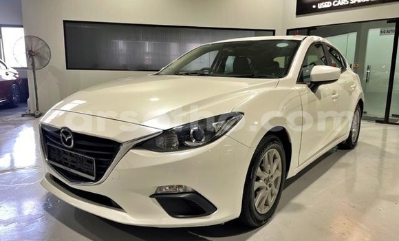 Acheter Occasion Voiture Mazda 3 Blanc à Maputsoe, Leribe Acheter Occasion Voiture Mazda 3 Blanc à Maputsoe, Leribe