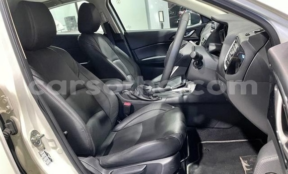 Sayi Na hannu Mazda 3 White Mota in Maputsoe a Leribe Sayi Na hannu Mazda 3 White Mota in Maputsoe a Leribe