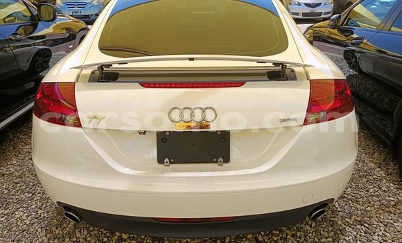 Sayi Na hannu Toyota IST White Mota in Maputsoa a Leribe Sayi Na hannu Toyota IST White Mota in Maputsoa a Leribe