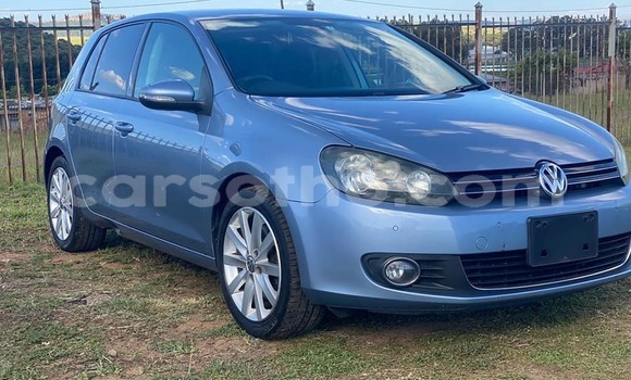 Sayi Na hannu Volkswagen Golf Blue Mota in Import - Dubai a Maseru Sayi Na hannu Volkswagen Golf Blue Mota in Import - Dubai a Maseru