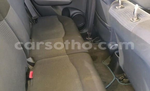 Sayi Na hannu Toyota Vitz Blue Mota in Mafeteng a Mafeteng Sayi Na hannu Toyota Vitz Blue Mota in Mafeteng a Mafeteng