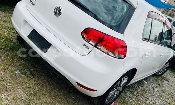 Sayi Na hannu Volkswagen Golf White Mota in Mafeteng a Mafeteng Sayi Na hannu Volkswagen Golf White Mota in Mafeteng a Mafeteng