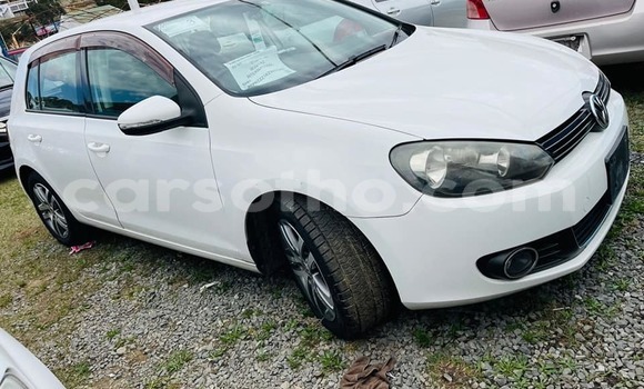 Sayi Na hannu Volkswagen Golf White Mota in Mafeteng a Mafeteng Sayi Na hannu Volkswagen Golf White Mota in Mafeteng a Mafeteng