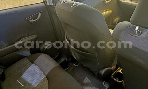 Sayi Na hannu Honda FIT Black Mota in Import - Dubai a Maseru Sayi Na hannu Honda FIT Black Mota in Import - Dubai a Maseru