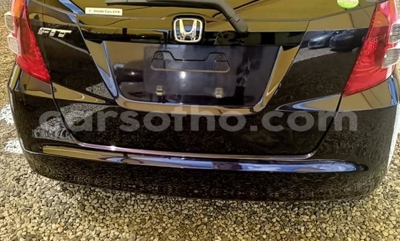 Sayi Na hannu Honda FIT Black Mota in Import - Dubai a Maseru Sayi Na hannu Honda FIT Black Mota in Import - Dubai a Maseru