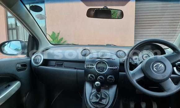 Sayi Na hannu Mazda 2 White Mota in Import - Dubai a Maseru Sayi Na hannu Mazda 2 White Mota in Import - Dubai a Maseru