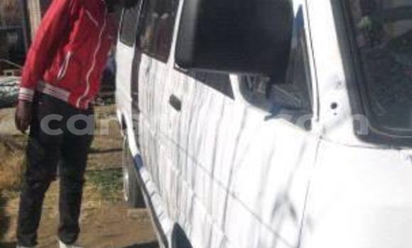 Buy Used Toyota Hiace White Car in Maseru in Maseru Buy Used Toyota Hiace White Car in Maseru in Maseru