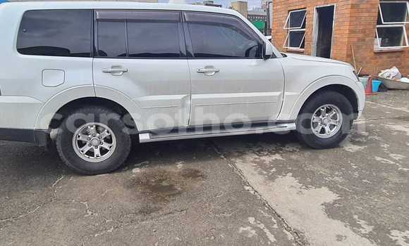 Acheter Occasion Voiture Mitsubishi Pajero Blanc à Maputsoa, Leribe Acheter Occasion Voiture Mitsubishi Pajero Blanc à Maputsoa, Leribe