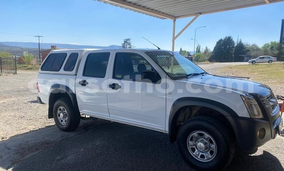 Acheter Occasion Voiture Isuzu KB Blanc à Mafeteng, Mafeteng Acheter Occasion Voiture Isuzu KB Blanc à Mafeteng, Mafeteng