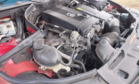 Acheter Occasion Voiture Mercedes-Benz C–Class Rouge à Maputsoa, Leribe Acheter Occasion Voiture Mercedes-Benz C–Class Rouge à Maputsoa, Leribe