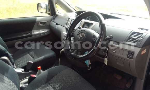 Acheter Occasion Voiture Toyota Voxy Noir à Maseru, Maseru Acheter Occasion Voiture Toyota Voxy Noir à Maseru, Maseru