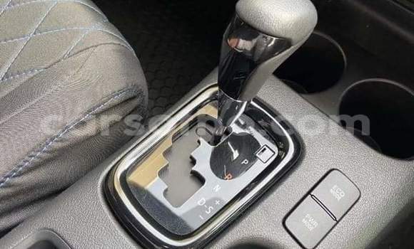 Sayi Na hannu Toyota Hilux White Mota in Maseru a Maseru Sayi Na hannu Toyota Hilux White Mota in Maseru a Maseru
