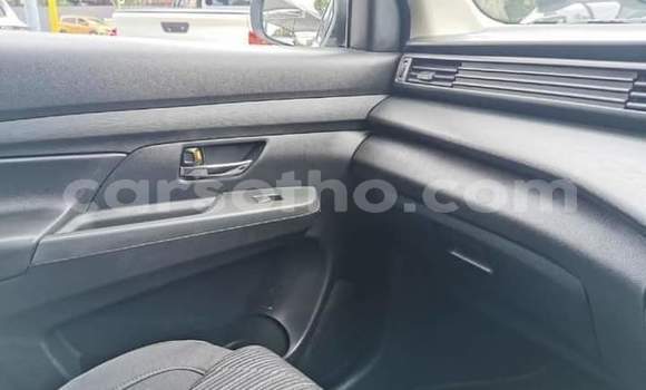 Sayi Na hannu Suzuki Ertiga White Mota in Maseru a Maseru Sayi Na hannu Suzuki Ertiga White Mota in Maseru a Maseru