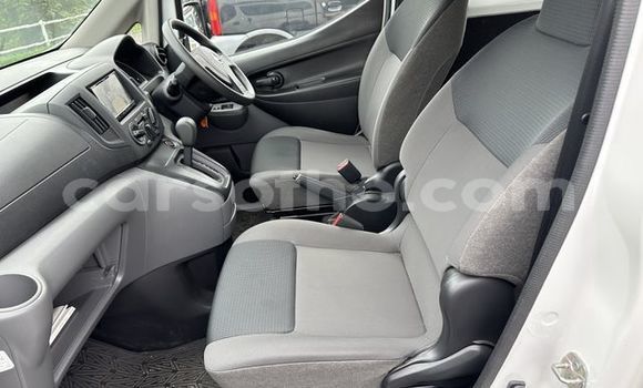 Acheter Occasion Voiture Nissan NV200 Blanc à Maseru, Maseru Acheter Occasion Voiture Nissan NV200 Blanc à Maseru, Maseru