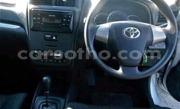 Sayi Na hannu Toyota Avanza Silver Mota in Maseru a Maseru Sayi Na hannu Toyota Avanza Silver Mota in Maseru a Maseru