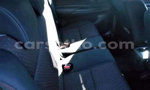 Sayi Na hannu Toyota Avanza Silver Mota in Maseru a Maseru Sayi Na hannu Toyota Avanza Silver Mota in Maseru a Maseru