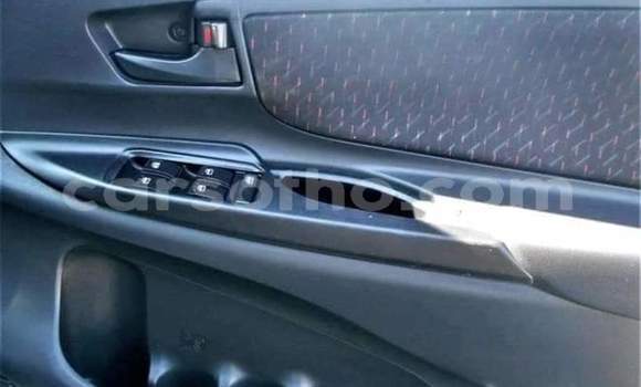 Sayi Na hannu Toyota Avanza Silver Mota in Maseru a Maseru Sayi Na hannu Toyota Avanza Silver Mota in Maseru a Maseru