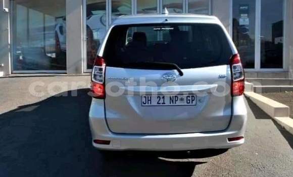 Sayi Na hannu Toyota Avanza Silver Mota in Maseru a Maseru Sayi Na hannu Toyota Avanza Silver Mota in Maseru a Maseru