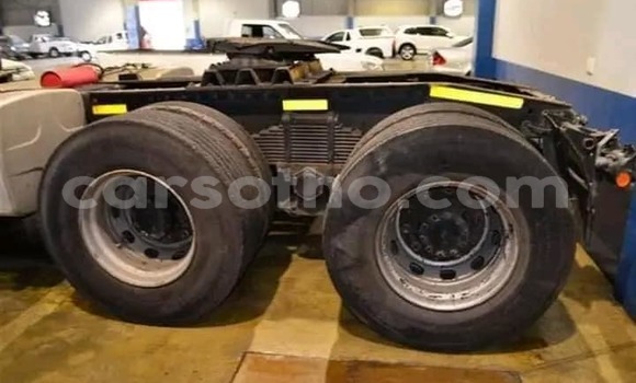 Sayi Na hannu Nissan UD Red Babbar mota in Maseru a Maseru Sayi Na hannu Nissan UD Red Babbar mota in Maseru a Maseru