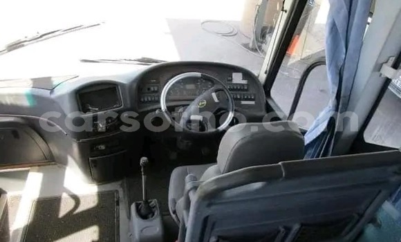 Sayi Na hannu Komatsu D31S White Babbar mota in Maseru a Maseru Sayi Na hannu Komatsu D31S White Babbar mota in Maseru a Maseru