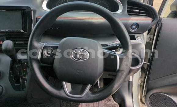 Buy Used Toyota Sienta White Car in Maseru in Maseru Buy Used Toyota Sienta White Car in Maseru in Maseru