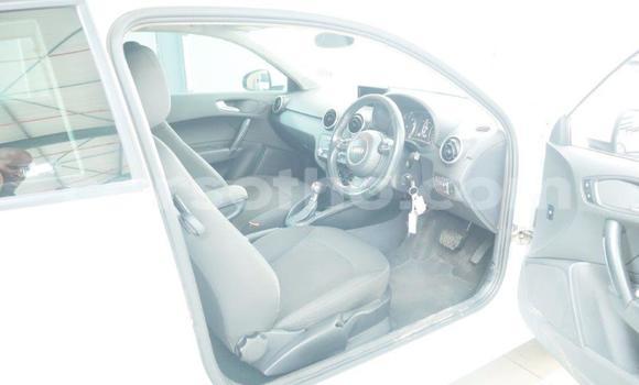 Sayi Na hannu Audi A1 White Mota in Maseru a Maseru Sayi Na hannu Audi A1 White Mota in Maseru a Maseru