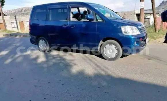 اشتري مستعمل Toyota Noah Other سيارة في Maseru في Maseru