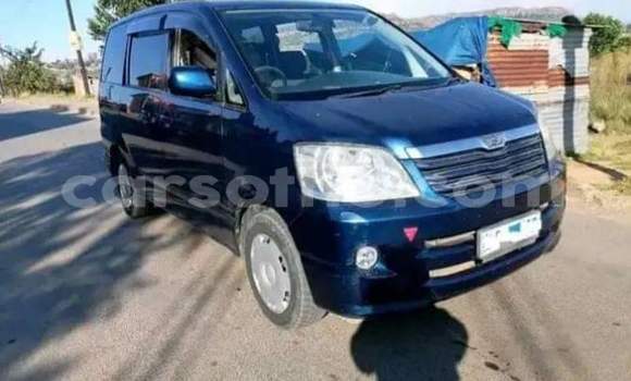 Sayi Na hannu Toyota Noah Other Mota in Maseru a Maseru Sayi Na hannu Toyota Noah Other Mota in Maseru a Maseru