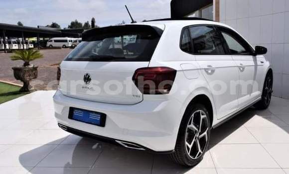 Sayi Na hannu Volkswagen Polo White Mota in Maseru a Maseru Sayi Na hannu Volkswagen Polo White Mota in Maseru a Maseru