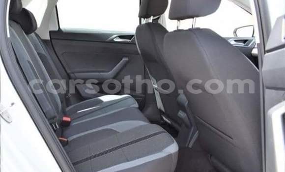 Sayi Na hannu Volkswagen Polo White Mota in Maseru a Maseru Sayi Na hannu Volkswagen Polo White Mota in Maseru a Maseru