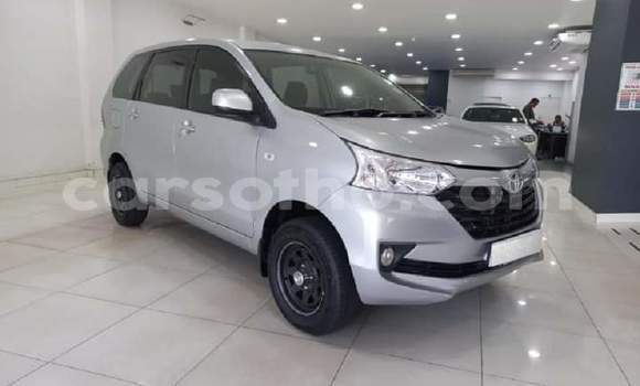 Sayi Na hannu Toyota Avanza Silver Mota in Maseru a Maseru Sayi Na hannu Toyota Avanza Silver Mota in Maseru a Maseru