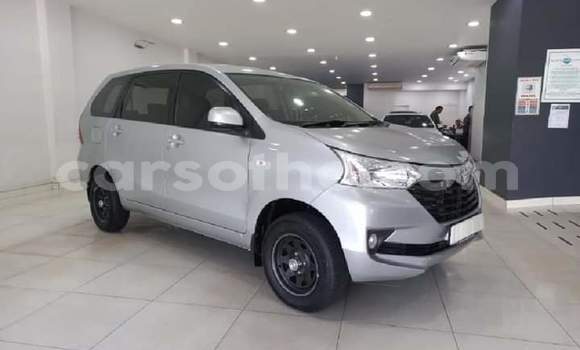 Sayi Na hannu Toyota Avanza Silver Mota in Maseru a Maseru Sayi Na hannu Toyota Avanza Silver Mota in Maseru a Maseru
