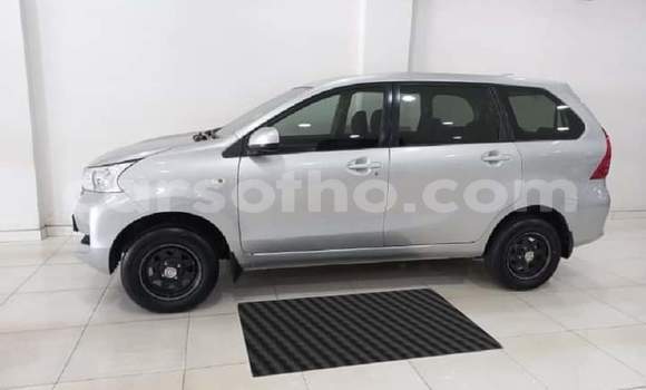 Sayi Na hannu Toyota Avanza Silver Mota in Maseru a Maseru Sayi Na hannu Toyota Avanza Silver Mota in Maseru a Maseru