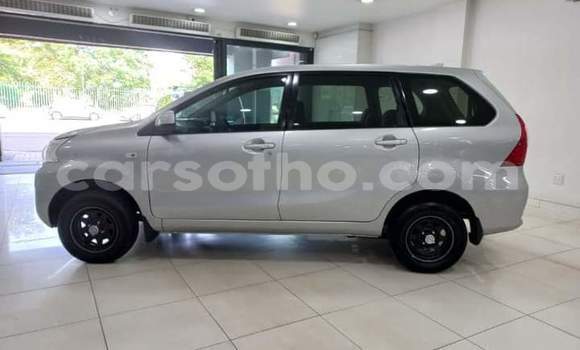 Sayi Na hannu Toyota Avanza Silver Mota in Maseru a Maseru Sayi Na hannu Toyota Avanza Silver Mota in Maseru a Maseru