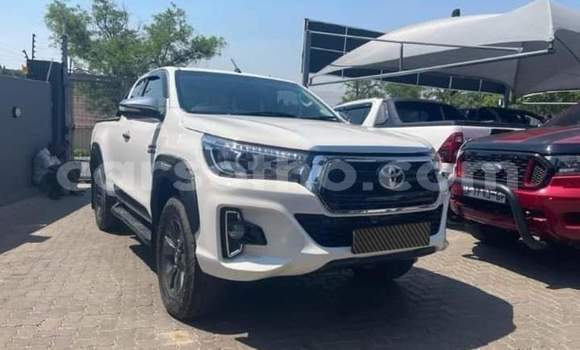 Buy Import Toyota Hilux White Car in Maseru in Maseru