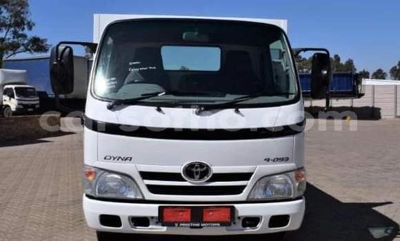 Acheter Occasion Utilitaire Toyota Dyna Blanc à Maseru, Maseru