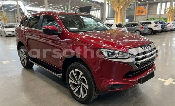 Buy Used Isuzu MU-X Red Car in Maseru in Maseru Buy Used Isuzu MU-X Red Car in Maseru in Maseru